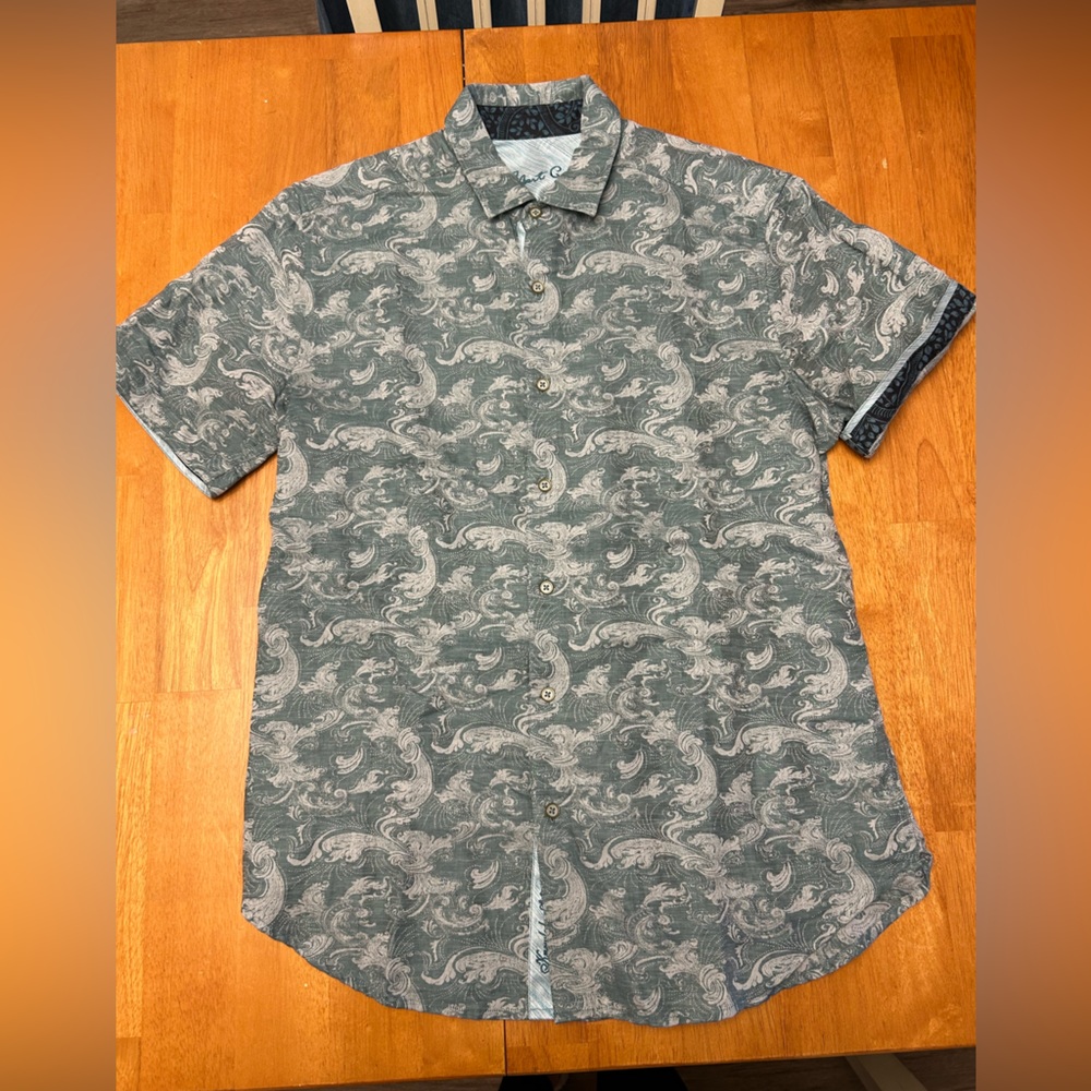Robert Graham  Casual Button Down Shirt